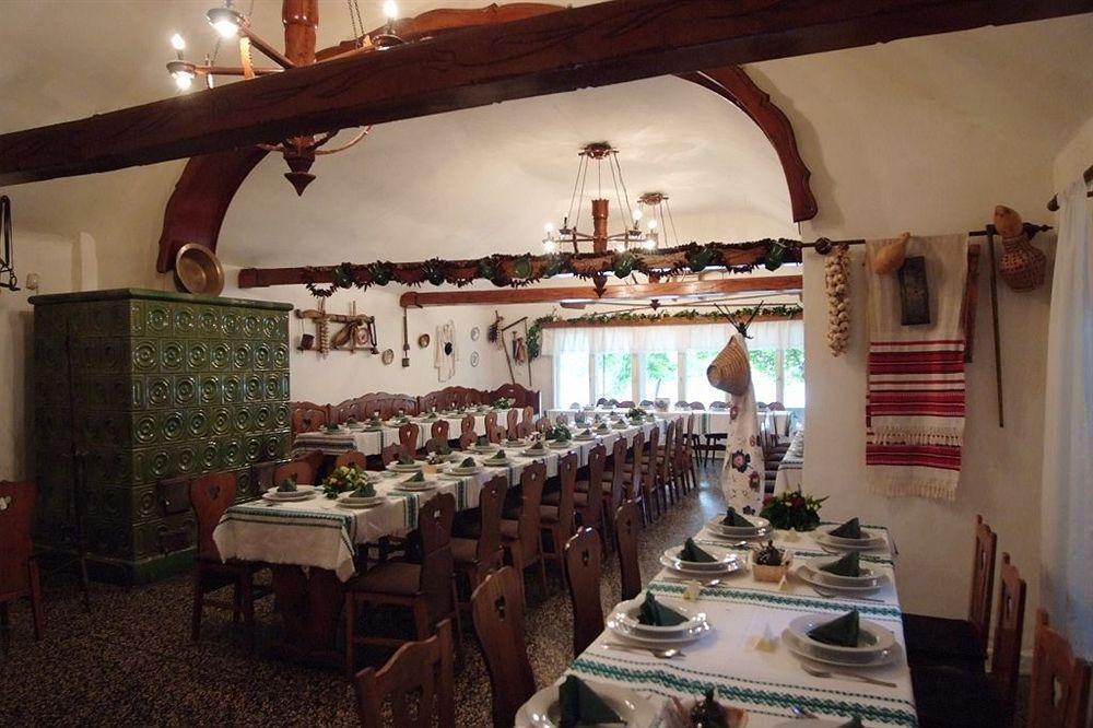 Nr 100 Szentendre Hotel Panzio Szolgaltatasok מראה חיצוני תמונה