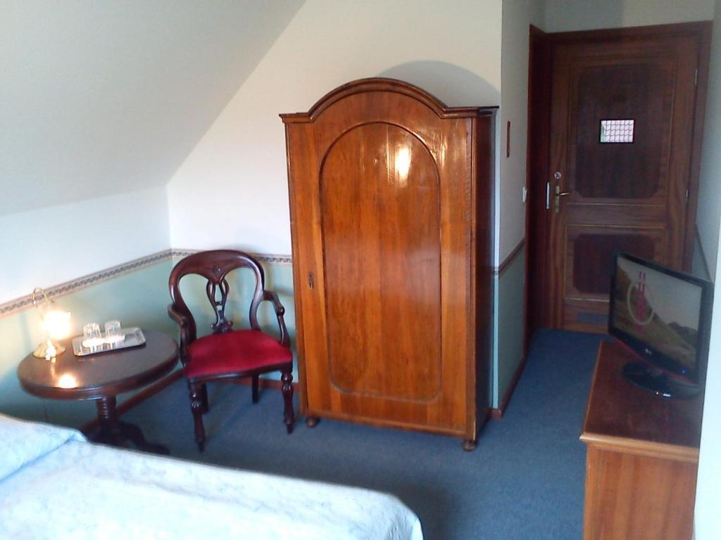 Nr 100 Szentendre Hotel Panzio Szolgaltatasok חדר תמונה